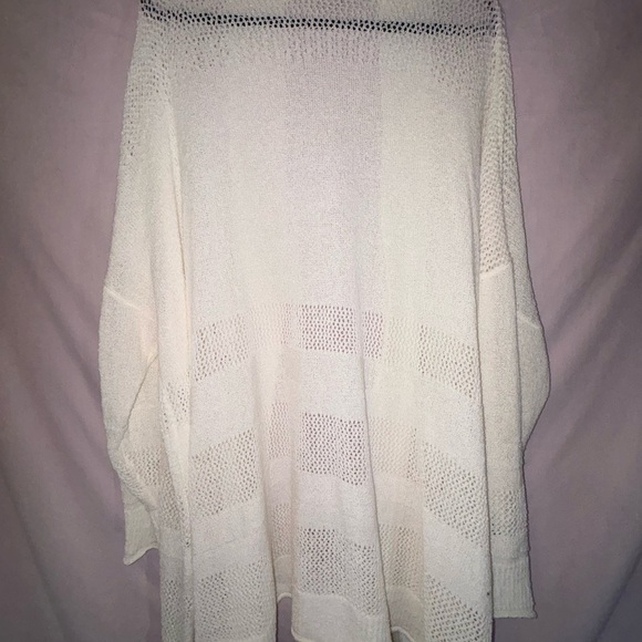 Elegant White Open-Front Sweater - Picture 6 of 10